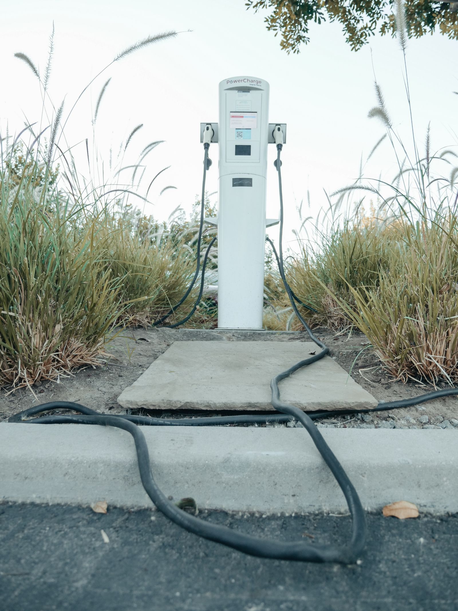 Balkonkraftwerk mit E-Auto oder Wärmepumpe kombinieren – sinnvoll?