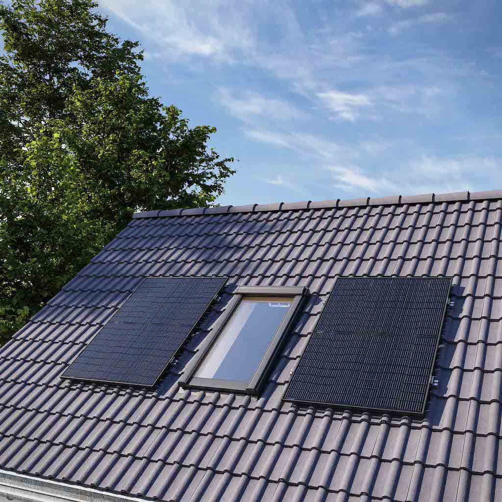 Roof 900+ Ziegeldach (2 × 450 Wp bifazial)